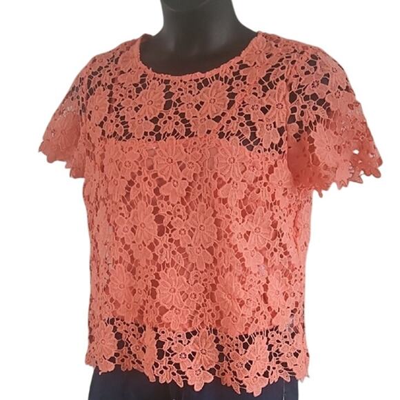 Liz Claiborne Women's Petite Large Coral Lace Short Sleeve Blouse Top NWOT - Picture 7 of 9